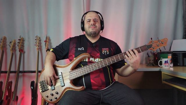 QUE BAIXO MEUS AMIGOS / IBANEZ BTB 675 - REVIEW #65 смотреть онлайн