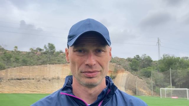 Алексей Березуцкий: "Ждем ли новичков в ЦСКА? Ждем. Больше ноу комментс" смотреть онлайн