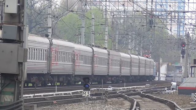 ЧС2к-868 с поехдом №066Э Тольятти-Москва. смотреть онлайн
