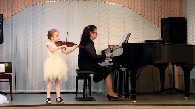 Дунаевский, Колыбельная. Оля Киль, 8 лет смотреть онлайн