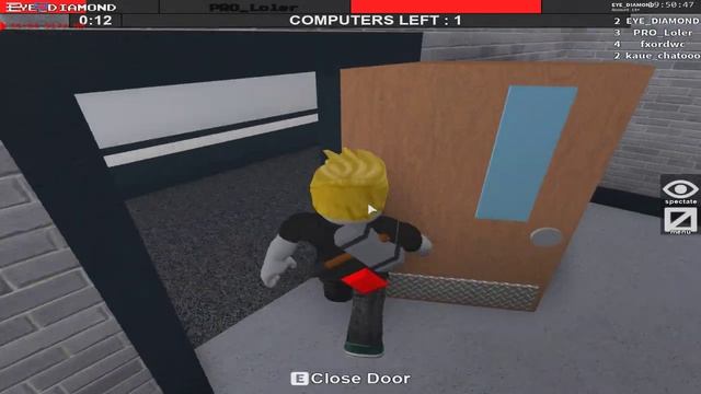 Играю в Roblox, в режиме "RUN HIDE ESCAPE" смотреть онлайн