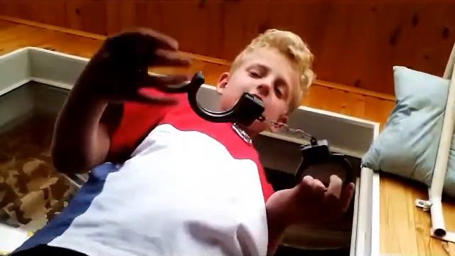 Приступник украл спиннер смотреть онлайн