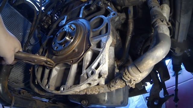 Part 5 Ford Mondeo Mk 3 Dual Mass Flywheel Failure Diesel LUK Replacement смотреть онлайн