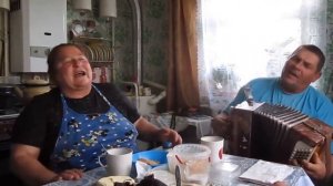 Всеми любимые! Зоя и Валера! Веселят под гармонь