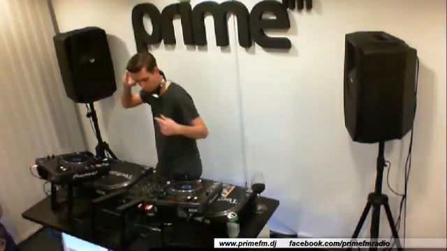 Prime FM live - Zero Plus Eins - Sanfranciscobeat 2012.04.19. смотреть онлайн