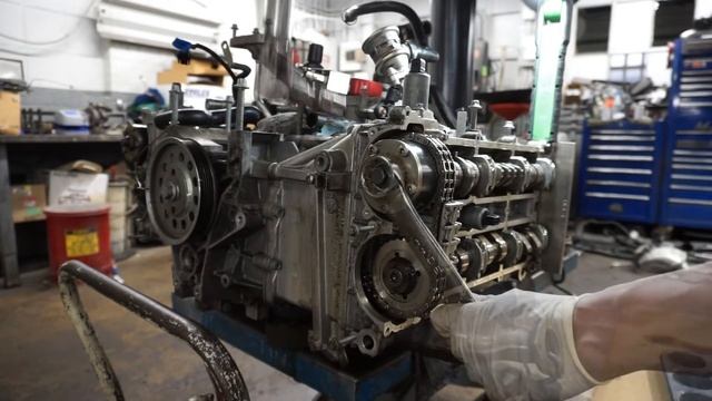 PORSCHE 997 TURBO MAJOR SERVICE AND MAINTENANCE PART 4; CAMSHAFT INSTALLATION AND ENGINE TIMING