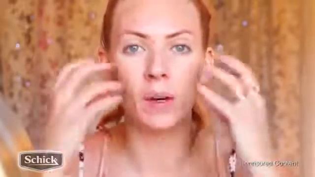 Schick Silk Touch-Up Multipurpose Exfoliating Dermaplaning Tool, Eyebrow Razor, and Facial Razor смотреть онлайн