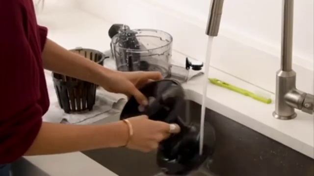 Best Juicer For Greens [Reviews 2021] смотреть онлайн