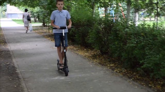 ОБЗОР НА ЭЛЕКТОРОСАМОКАТ || Kugoo S3 || Отличный самокат смотреть онлайн