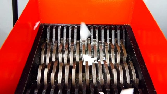 Triturando Salsa De Tomate Heinz! Shredding Heinz Tomato Ketchup!