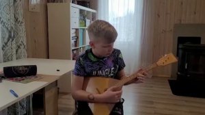 Русская народная песня ехал на ярмарку ухарь купец. На балалайке.