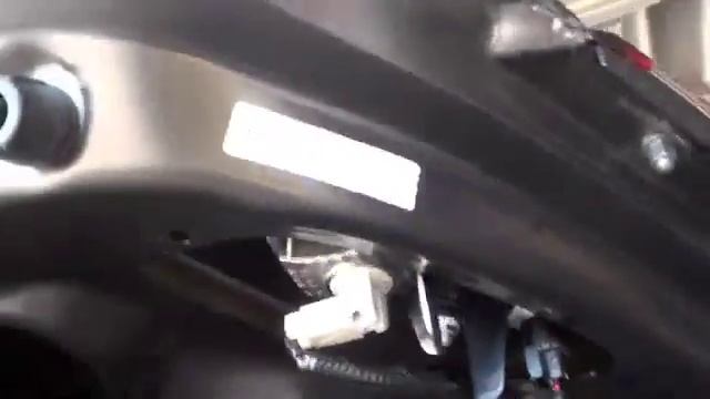 Replacing burned out back up bulb on a 2013 Honda Civic LX смотреть онлайн