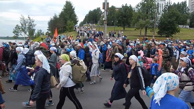 Великорецкий крестный ход 2016. Выход из Кирова. смотреть онлайн