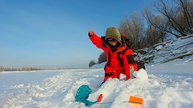 Иртыш Рыбалка на Жерлицы Ловля щуки и Судака в конце Января. Тестирую жерлицы Петрова. смотреть онлайн