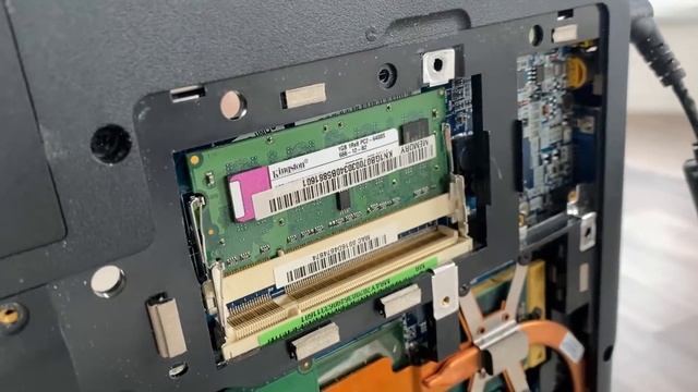 50Х PC - Ускорил старый ноут в 50 раз! Апгрейд печатной машинки. С БУБНАМИ! смотреть онлайн