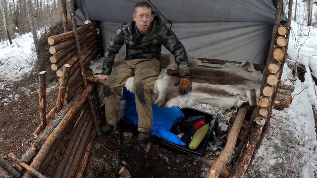 8 Days Camping & Building A Bushcraft Survival Shelter With My 5 Yr Old Son