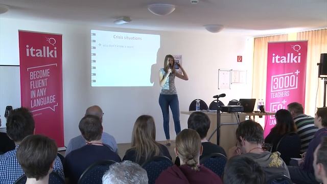 The Pleasures and Pains of Working as an Interpreter - Lýdia Machová at the Polyglot Gathering 201 смотреть онлайн