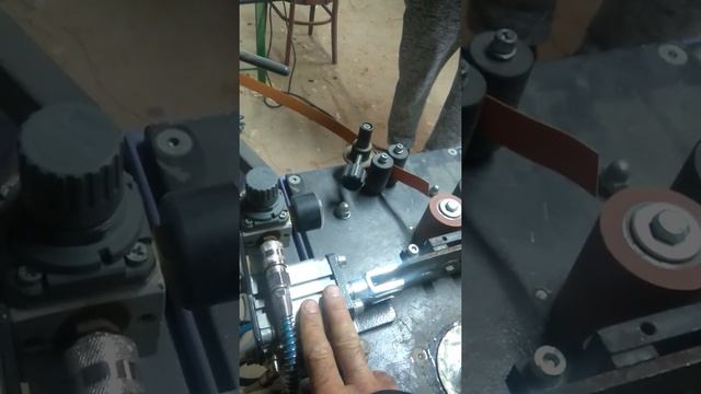 Пневмо нож на станке