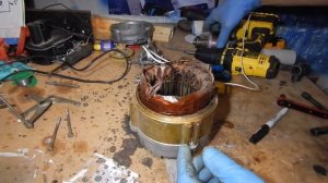 Все просто.Конденсаторний мотор АВЕ-071-4С 180Вт. Підключення та ревізія. Схема підключення.