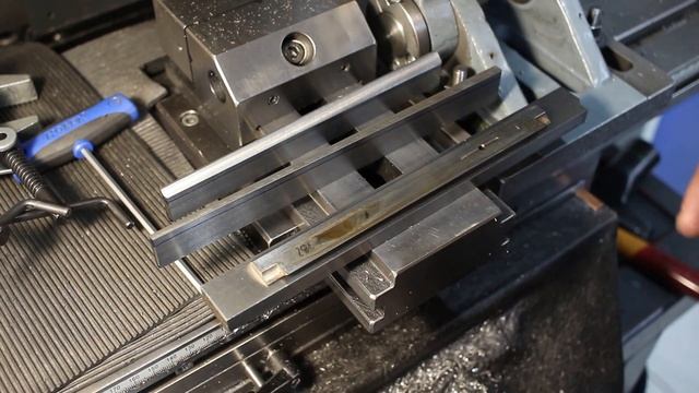 Machining tapered gibs смотреть онлайн