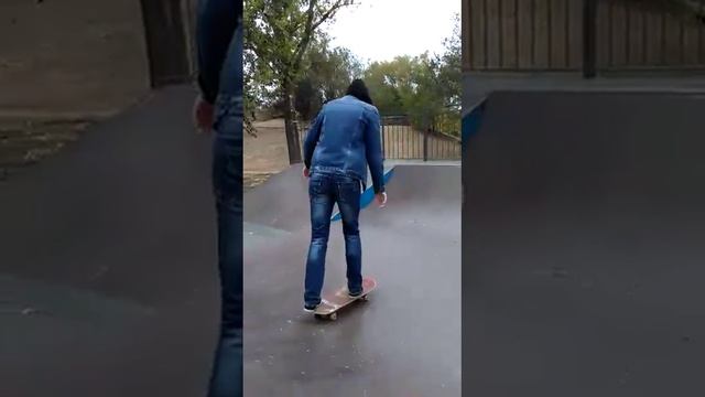 В скейт парке в парке Победы смотреть онлайн