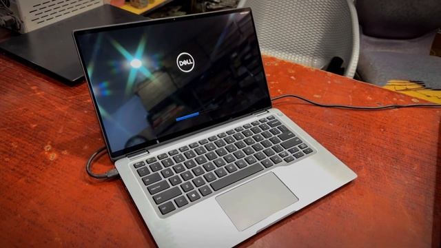 Dell Latitude 7400 2-in-1 Business Laptop Intel Core i7-8665U vPro, 16GB, 512GB SSD x360 Touchscree смотреть онлайн