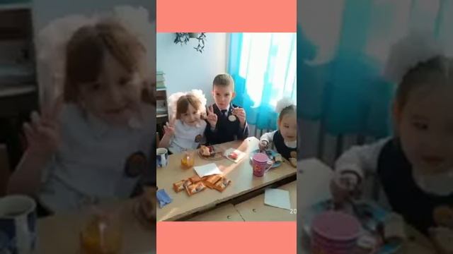 Когда-то Аист доставил это маленькое чудо... смотреть онлайн