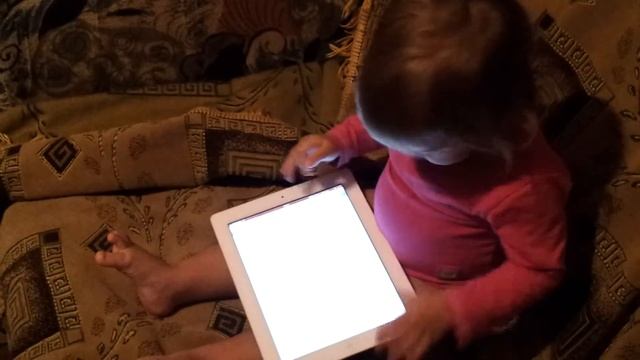 Доча Саша 1,5 года.mp4 смотреть онлайн