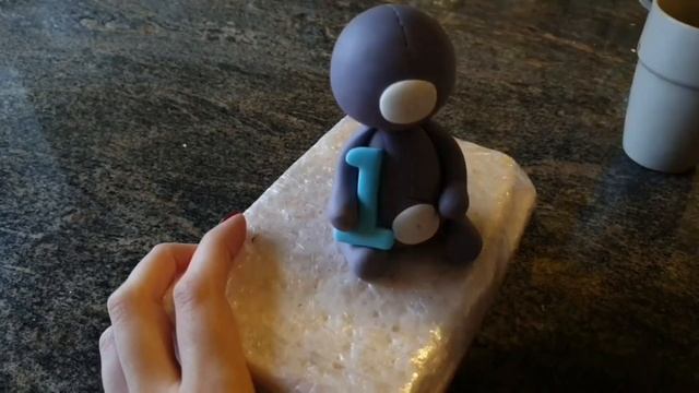 How to make fondant teddy bear video tutorial. Björn i sockerpasta. Мишка из мастики смотреть онлайн
