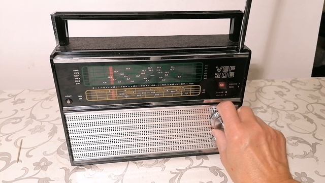 VEF 206 KOFFERRADIO смотреть онлайн