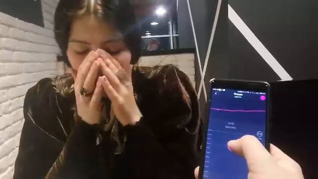 orgasm in public with vibrator смотреть онлайн
