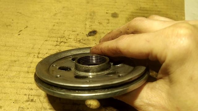 Почему долго гаснет лампа давление масла! смотреть онлайн