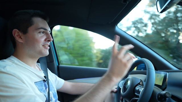 BYD ATTO 3 Siamo rimasti a PIEDI ... VOLONTARIAMENTE + o - 🔋 🚓 смотреть онлайн