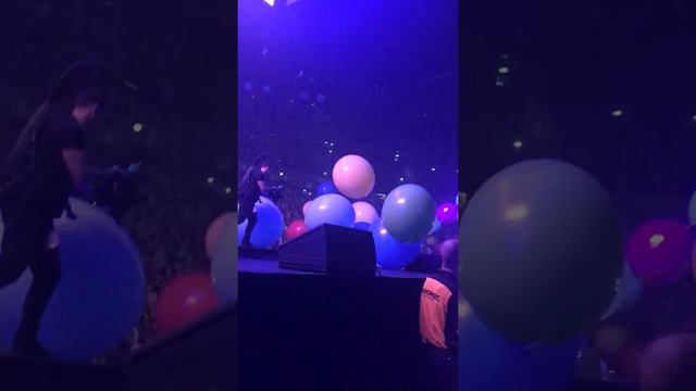 Thirty Seconds To Mars - Dangerous Night live смотреть онлайн