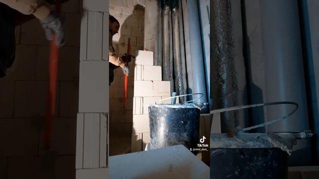 кладка блока в польше