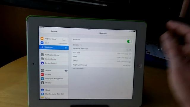 Another look at the ZaggKeys Universal Keyboard смотреть онлайн
