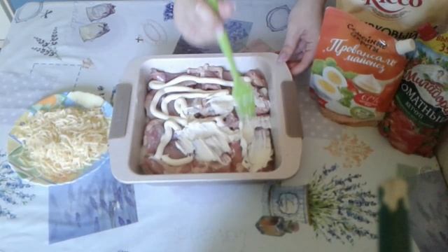 Нежное куриное филе на луковой подушке _ Tender Chicken Onion Pillow - A Delicious Recipe.mp4