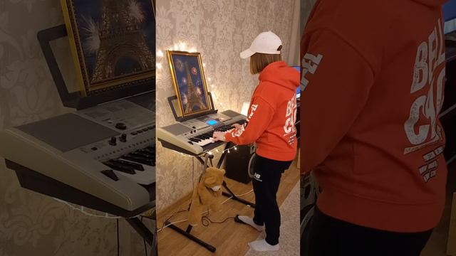 Розовый вечер (piano) смотреть онлайн