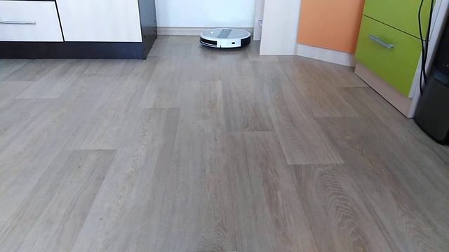 Робот-пылесос Polaris PVCR 1226 смотреть онлайн