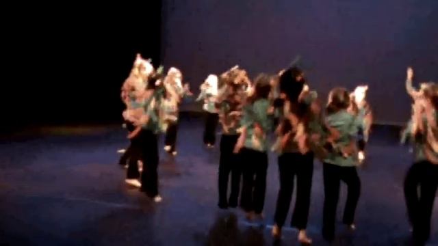 Танец птичек.avi смотреть онлайн