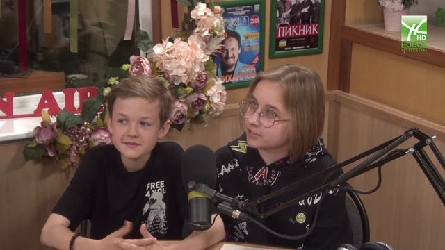 ТРИ ТОВАРИЩА | АЛЕКСАНДР ШЕСТЕРНЕВ И ЕСЕНИЯ ЦАПЛИНА — ЮНЫЕ ЭКСПЕРТЫ смотреть онлайн