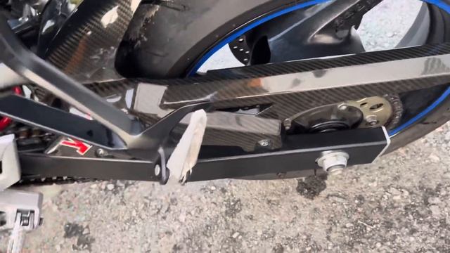 Suzuki GSR750A