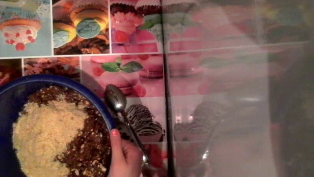 Как сделать пирожные картошка?.. смотреть онлайн