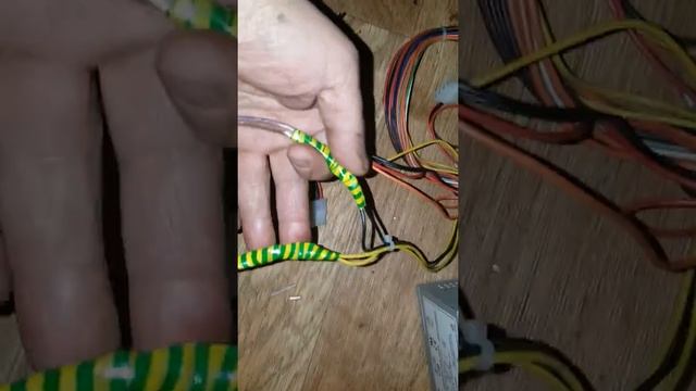 Очистка ржавого суппорта методом электролиза. смотреть онлайн