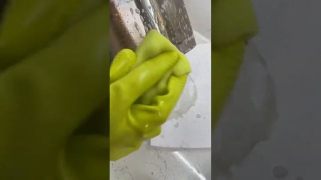 Чистим кастрюлю от копоти, жира, сажи смотреть онлайн