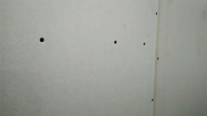 Как найти профиль в стене под гипсокартоном