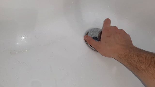 Как почистить сифон в душевой кабине