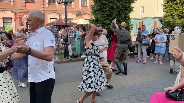 РИО РИТА - танец всех поколений!!! смотреть онлайн
