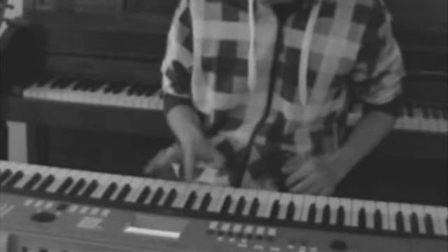 Linkin Park - Waiting For The End Piano Cover Instrumental by Mike Bivona ft. Drumzoo смотреть онлайн