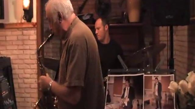 ДЖАЗОВОЕ КАФЕ "СВОИ ЛЮДИ" N.Y. 2006Г.(№3) смотреть онлайн